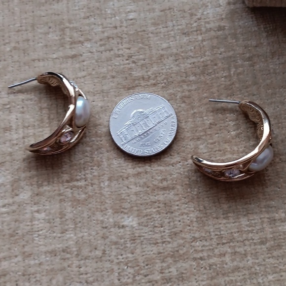 Gold Tone Faux Pearl Rhinestone Accented Chunky Hoop Earrings - Picture 4 of 8